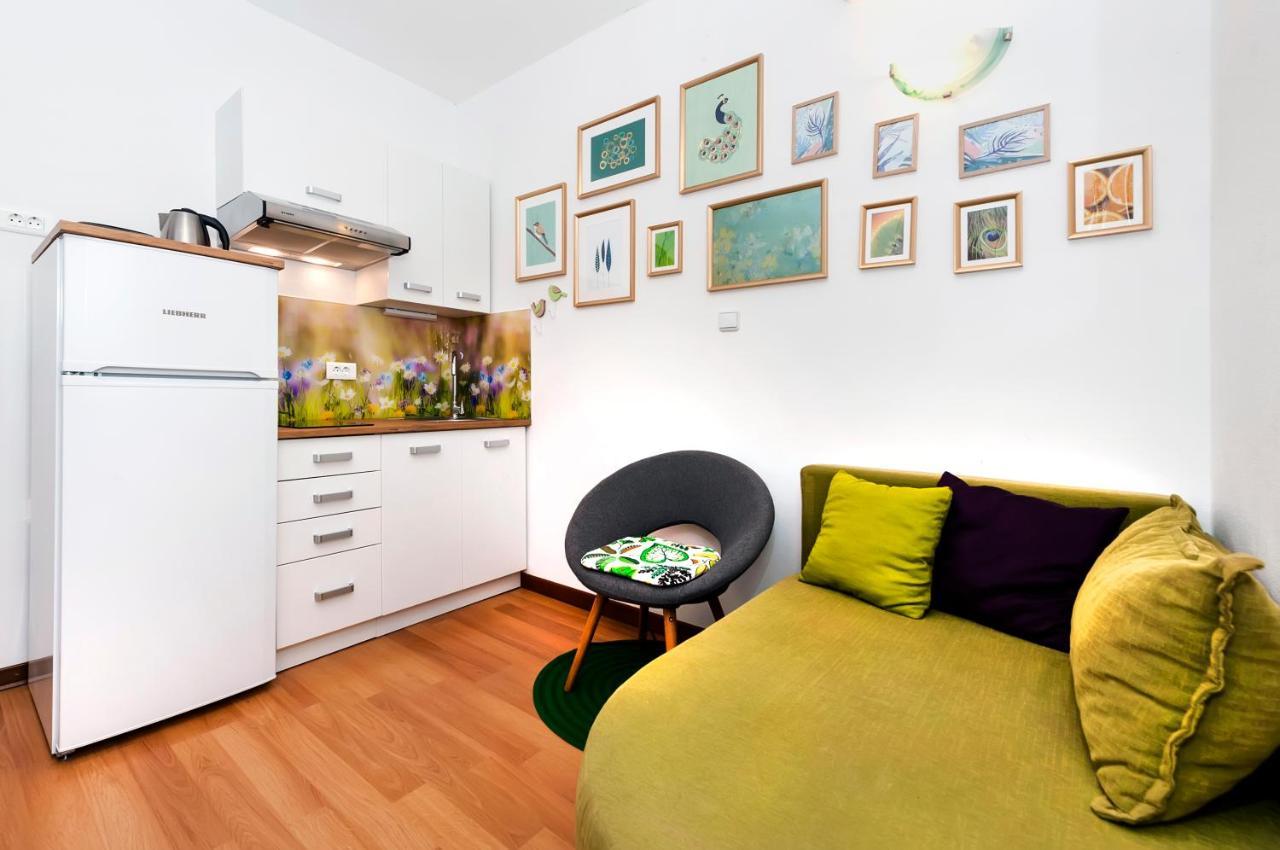 Apartments Aja And Stefy โรวีน ภายนอก รูปภาพ