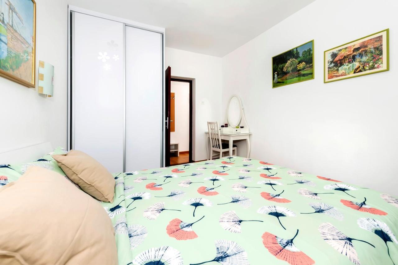 Apartments Aja And Stefy โรวีน ภายนอก รูปภาพ